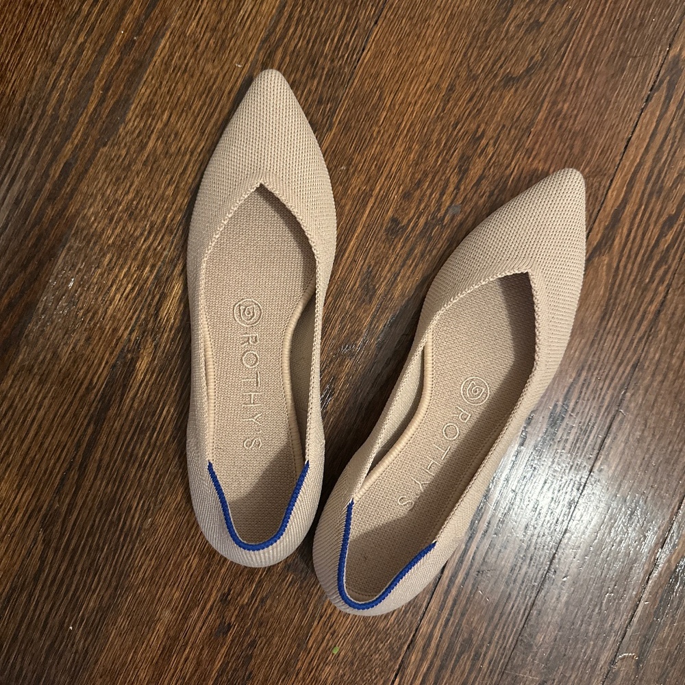 Rothys pointed flats